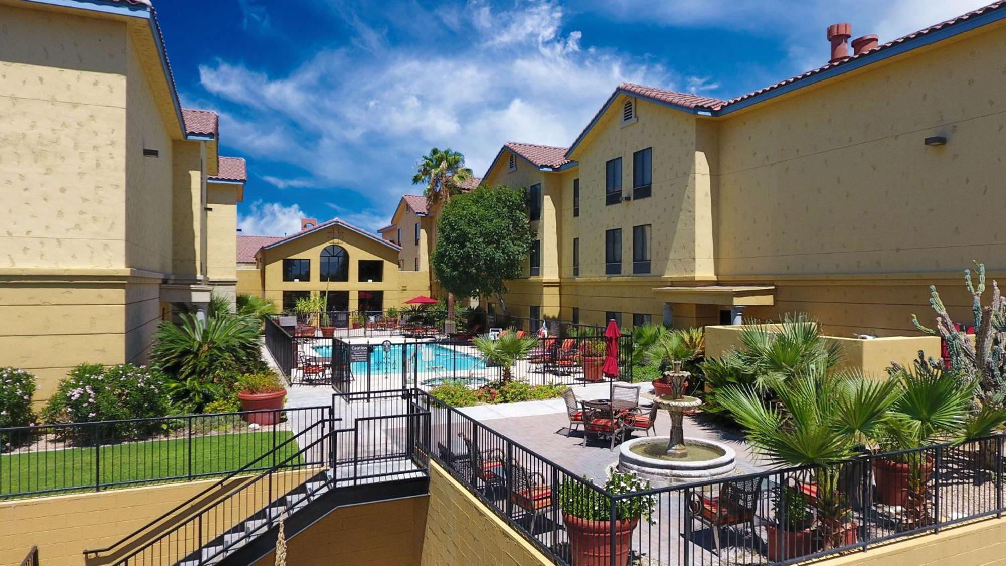 Hotel Hampton & Tucson Mall Casas Adobes