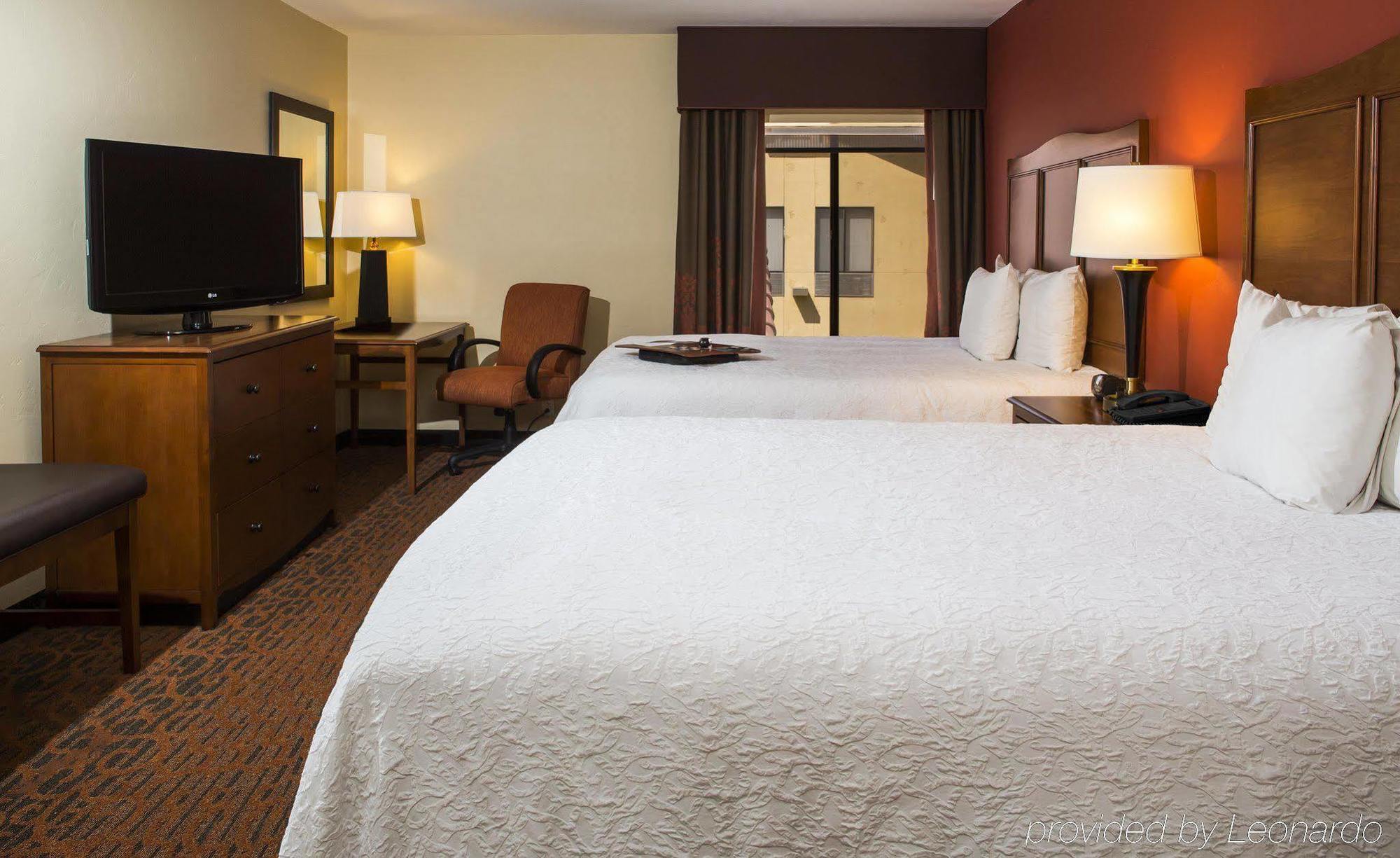 Hotel Hampton & Tucson Mall