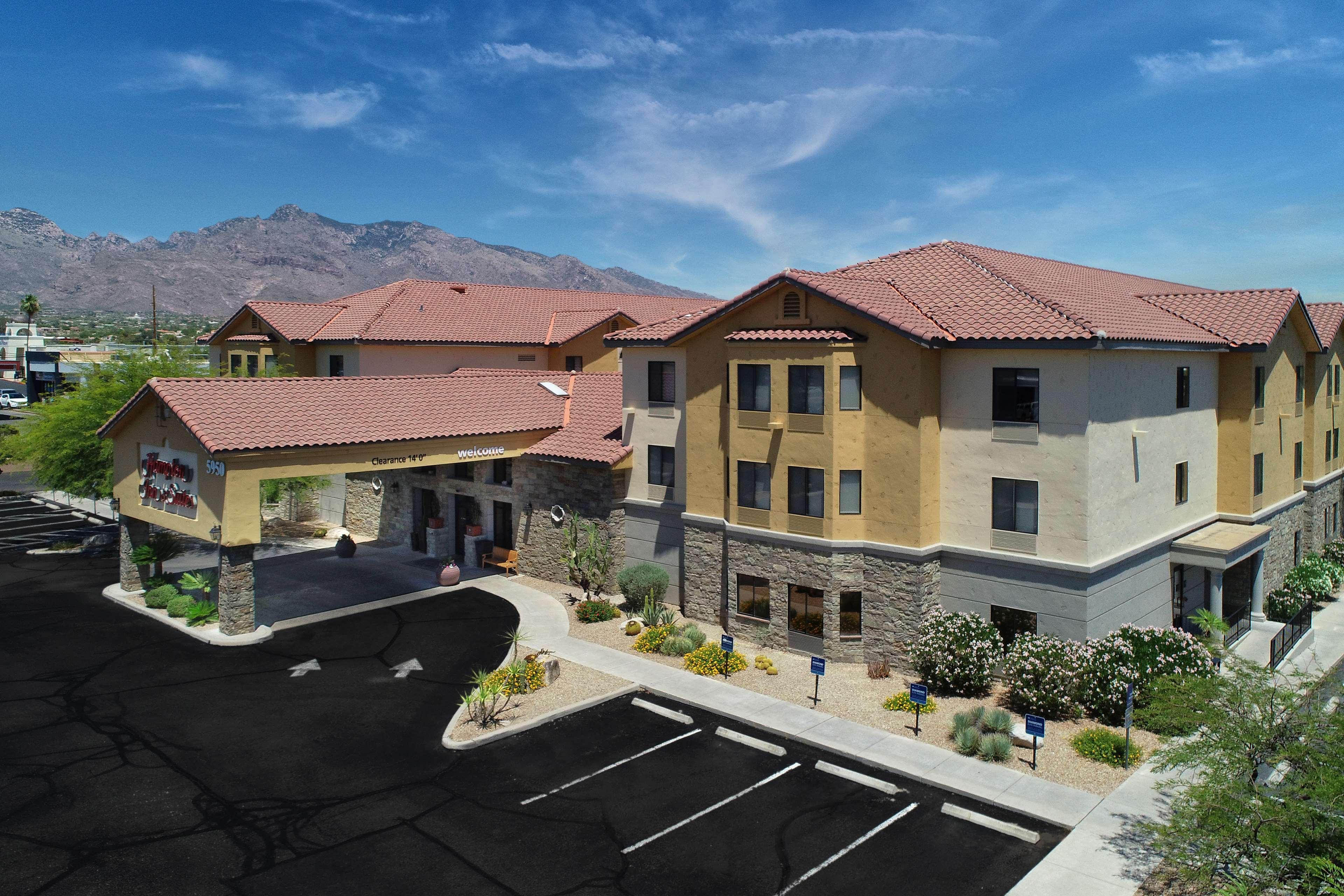 Hotel Hampton & Tucson Mall 3*