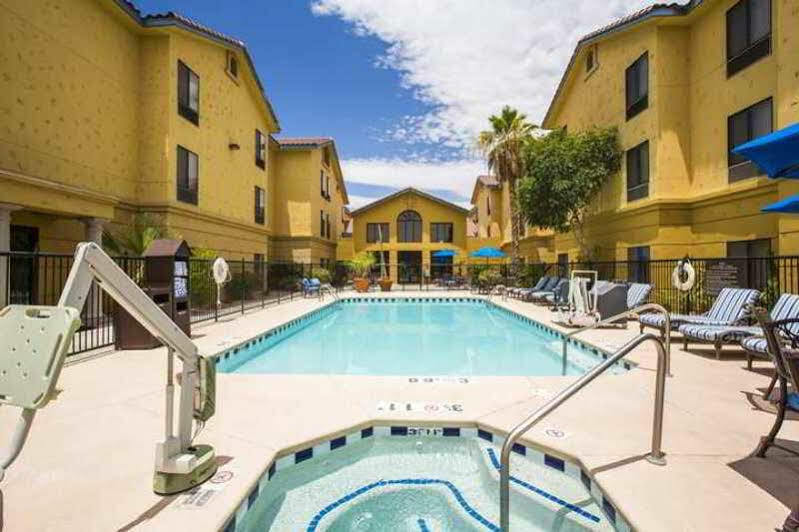 Hampton & Tucson Mall Casas Adobes
