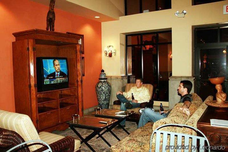 Hampton & Tucson Mall Casas Adobes