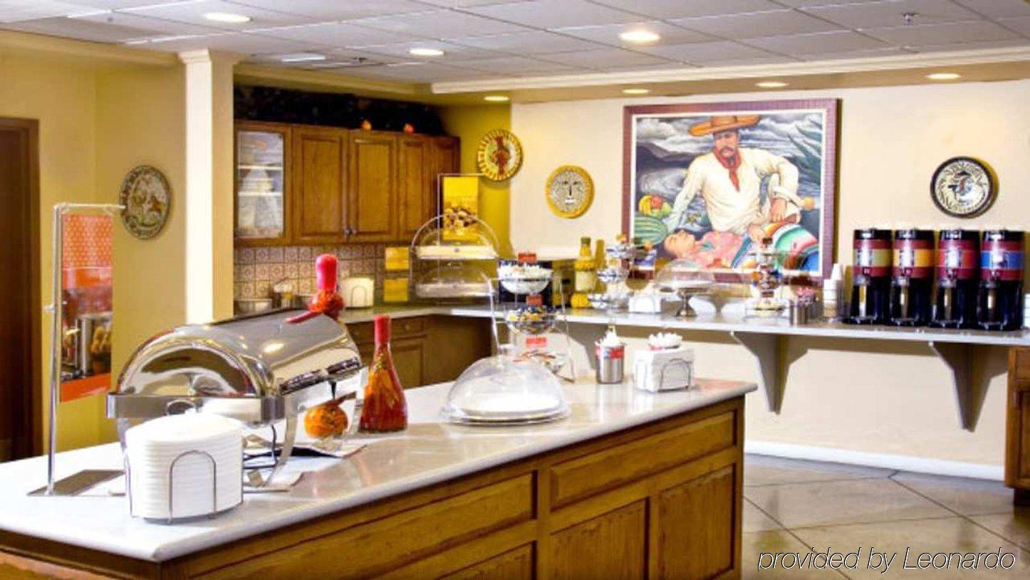 Hampton & Tucson Mall Casas Adobes